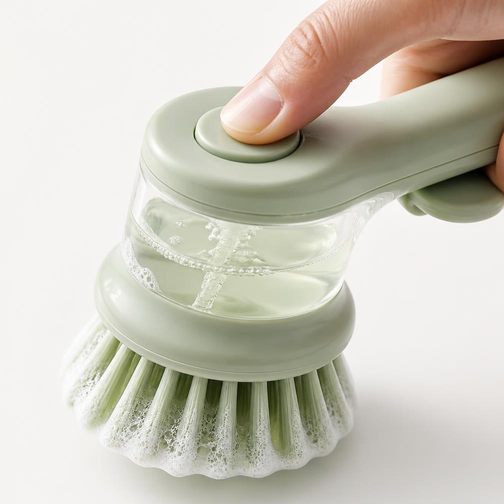 Naciśnięcie przycisku dozownika na szczotce CleanPress™